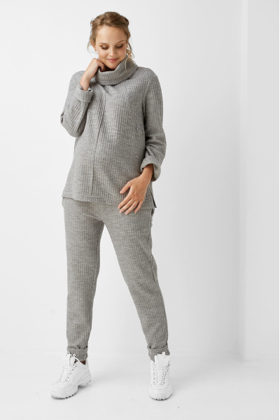 Suit for pregnant women 